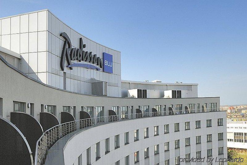 Radisson Blu Hotel Cottbus Bagian luar foto